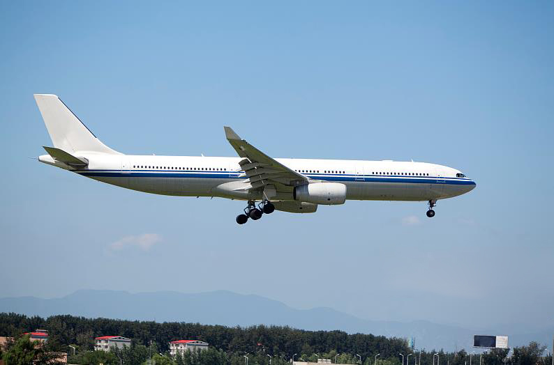 航空運輸